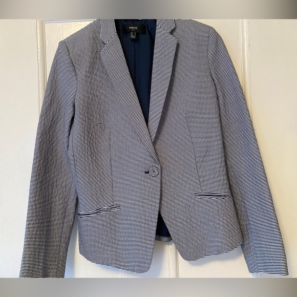 MNG by Mango, circa 2014. Corded Navy Cotton blend jacket- worn once! US size 8 - Picture 5 of 12